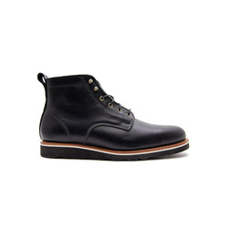 Ayers - HELM Boot in black side view